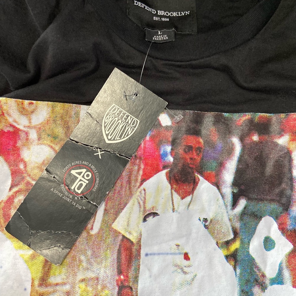 BNWT 'VINTAGE' DEFEND BROOKLYN 40 ACRES & A MULE 'DO THE RIGHT THING" TEE LARGE - Picture 15 of 16